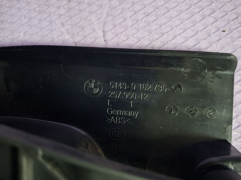 Mâner deschidere capota cu stâlp fir și buton Europa Original BMW F10 F11 Cod 9114002 Cod 9162735