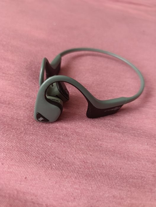 Безжични слушалки Aftershockz Trekz AIR !!