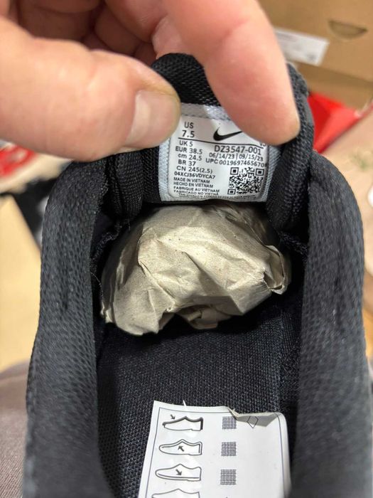 Nike - Versair DZ3547-001 номер 38.5 дамски черни Оригинал Код 3324