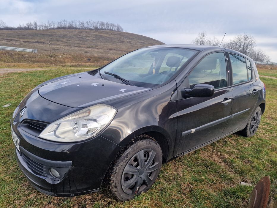 Vand Renault Clio 1.2 benzină