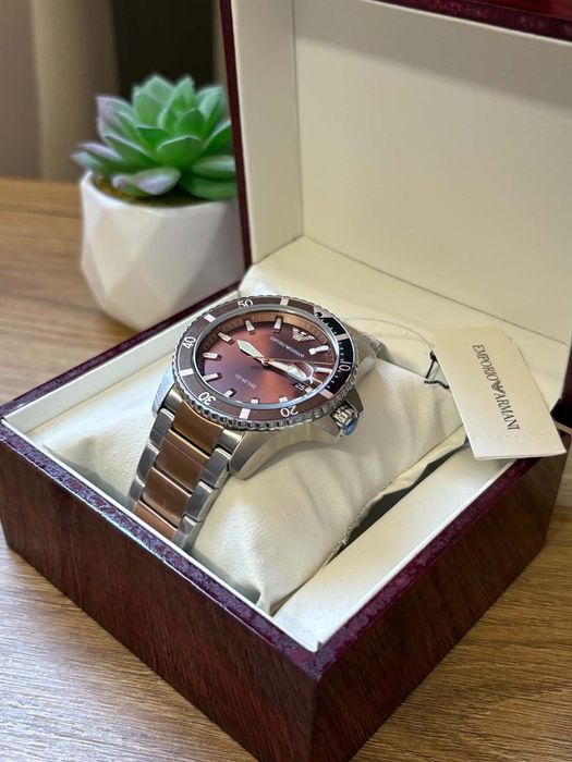 Часовник Emporio Armani
