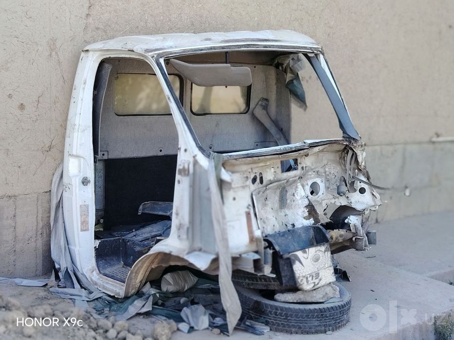 Gazel Biznes kabinasi eshik tarpeda ichki zapchaslari bilan beriladi