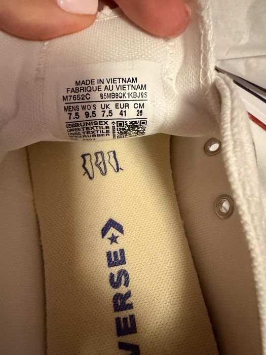 Adidasi Converse