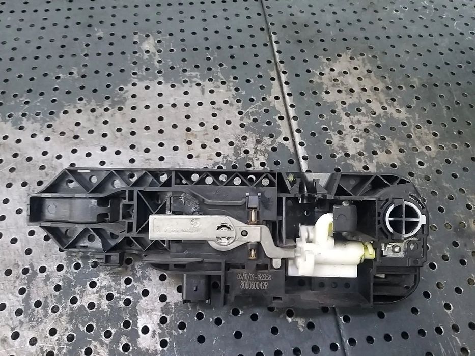 Maner usa dreapta spate renault megane 3 806060042r