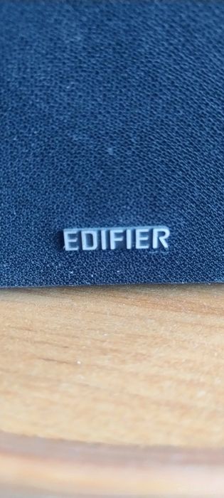 Продаю колонки EDIFIER