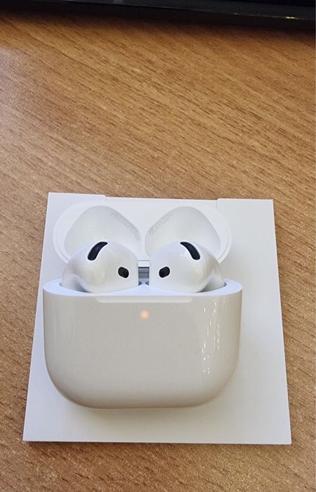 Airpods 4 Anc new