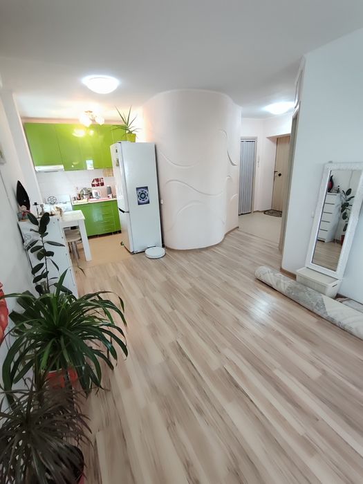 Продается 2-комн (3-19, 12 эт)