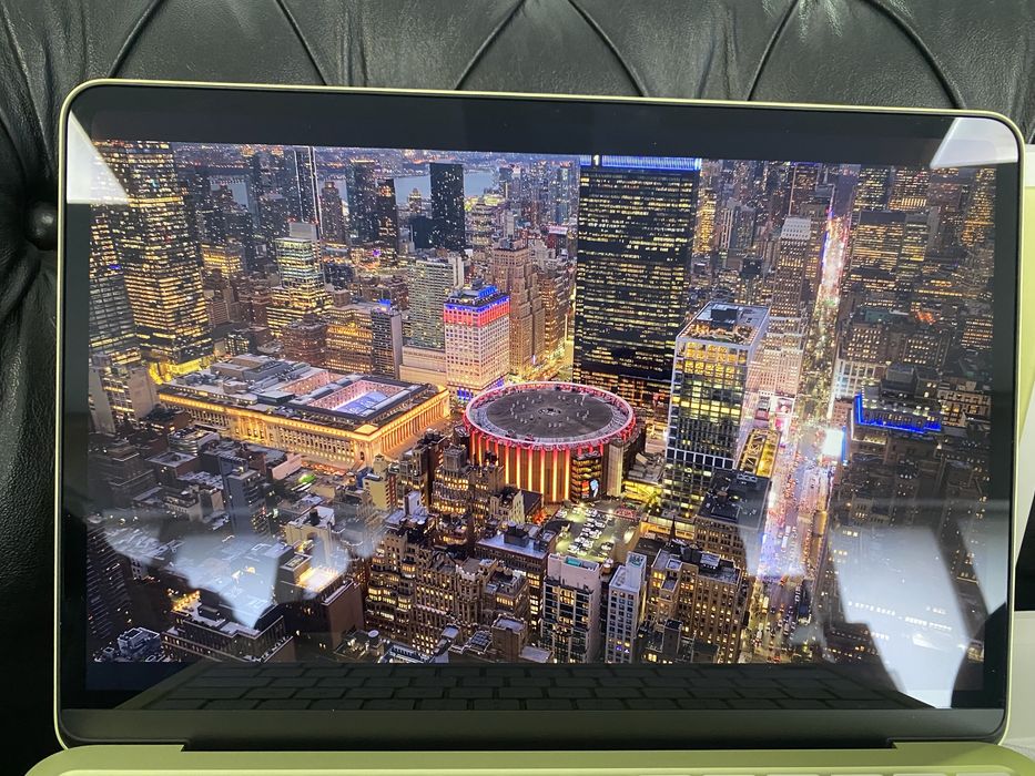 MacBook Neo 13-inch/ 256 Gb / Citrus / Cod produs: WR6C