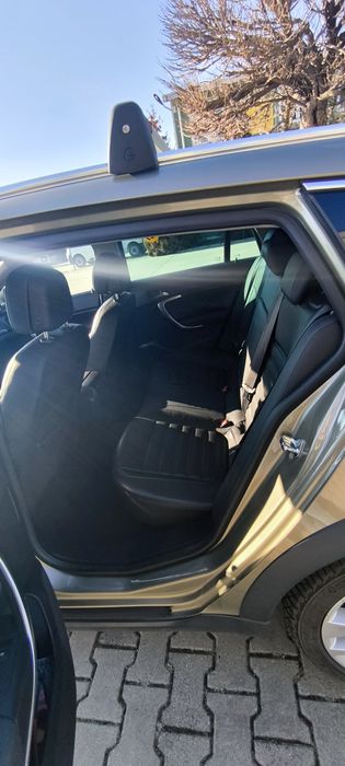 Opel Insignia Country Tourer 4x4 2.0 diesel 195 cp