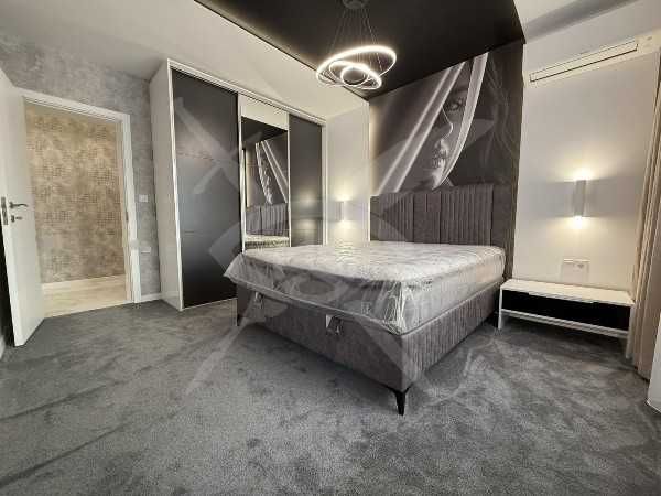 Продава се Тристаен апартамент в Пловдив, Остромила - 120 кв.м за 1959 €/кв.м - Снимка #3