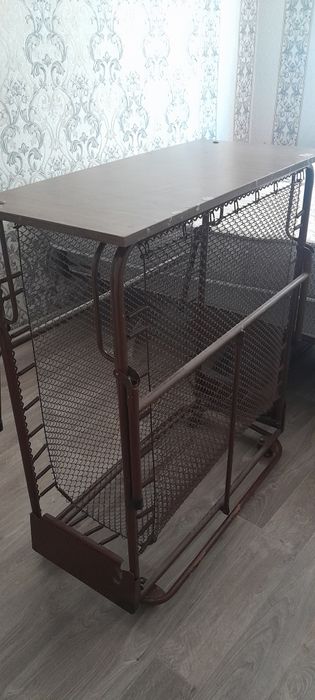 Продам срочно кровати 10000