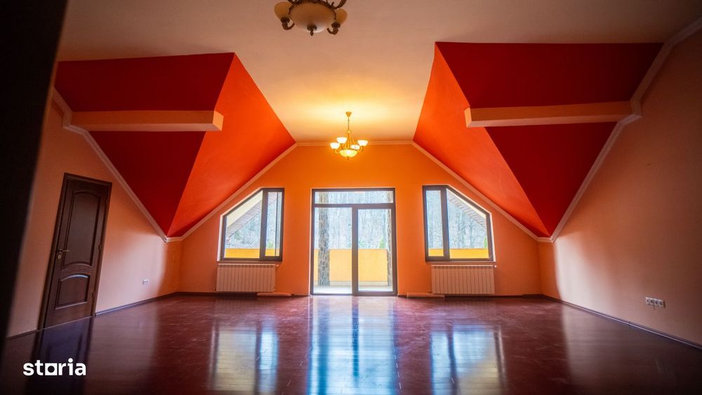 Vila de Lux,35 arii,Valea Ghinzii