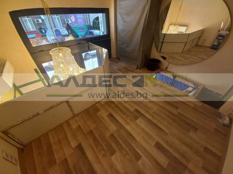Дава се под наем Магазин в София, Център - 15 кв.м за 550 € - Снимка #8