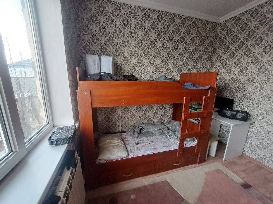 Продаётся 2 ярусный кровать