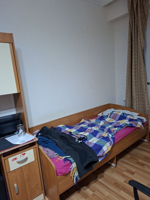 Отдам Даром гарнитур для детской.