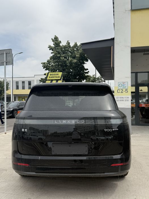 Lynk&co 900 черный