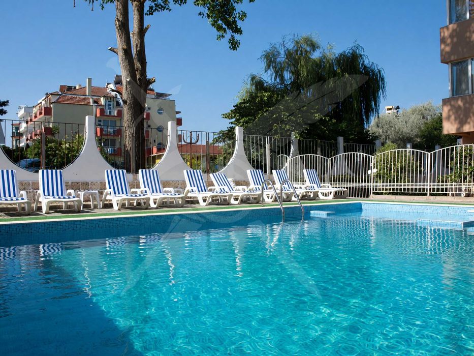 Продава се Хотел в Приморско - 2200 кв.м за 569 €/кв.м - Снимка #7