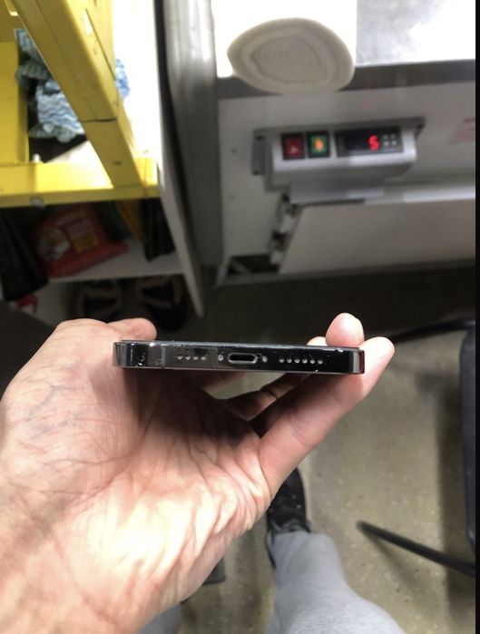 Продам iphone 12 pro max 256gb