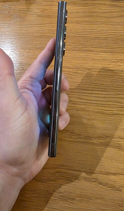 Samsung Galaxy S23 Ultra 256GB Нова Батерия