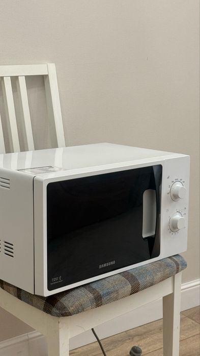 микроволновую печь Samsung
