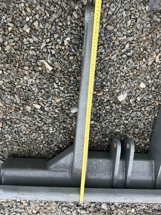 Lama Miniexcavator 2,2,5t , 3t lungime 140cm / UTILAJ / Tractor