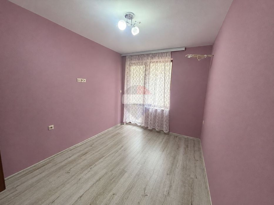 3-стаен в Варна-Цветен И.П 4985