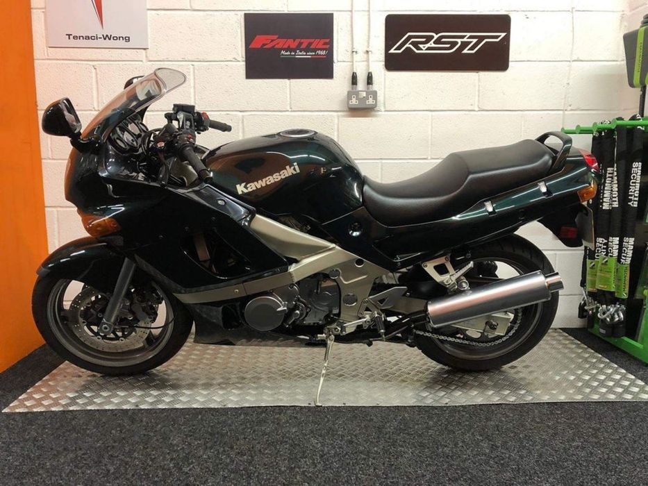 Piese Kawasaki zzr600