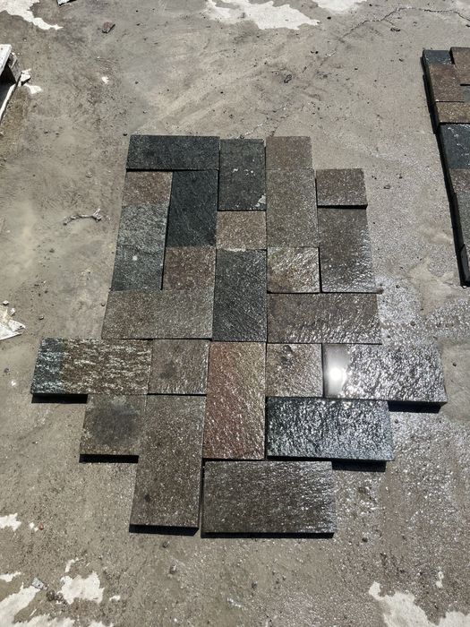 Плитняк пиленый, камень.