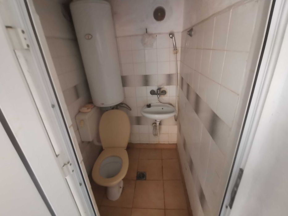 Дава се под наем  в Бургас, Възраждане - 28 кв.м за 51 € - Снимка #9