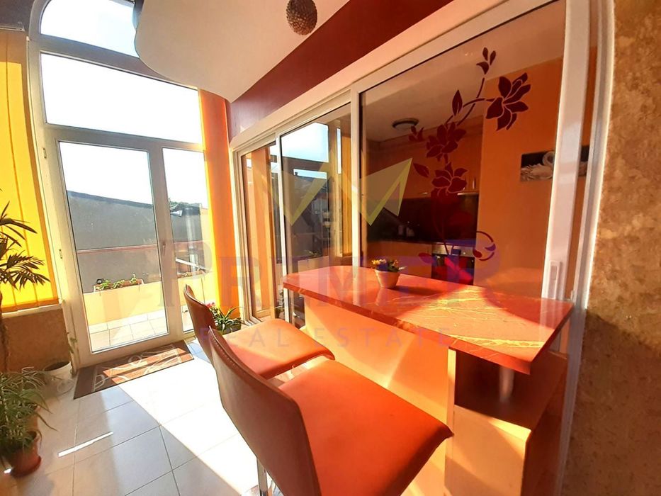 Дава се под наем Мезонет в Варна, Колхозен пазар - 150 кв.м за 765 € - Снимка #9