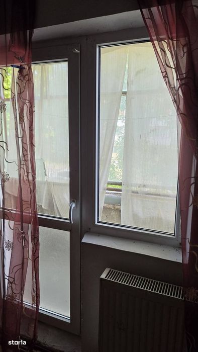 Vand apartament 3 camere et 1