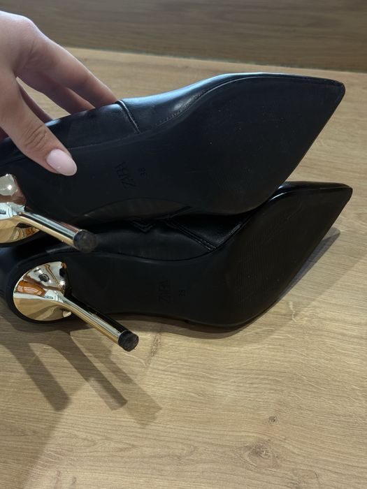 Ботуши на висок ток Stiletto