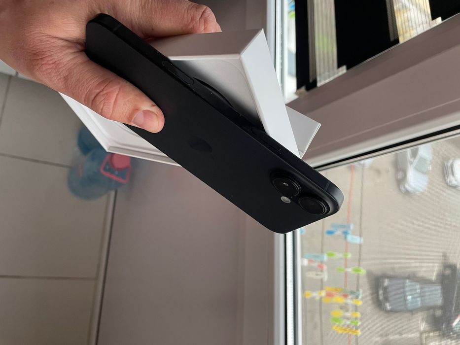 Iphone 16 256gb baterie 100% NOU