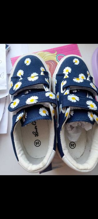 Новые кеды на липучке