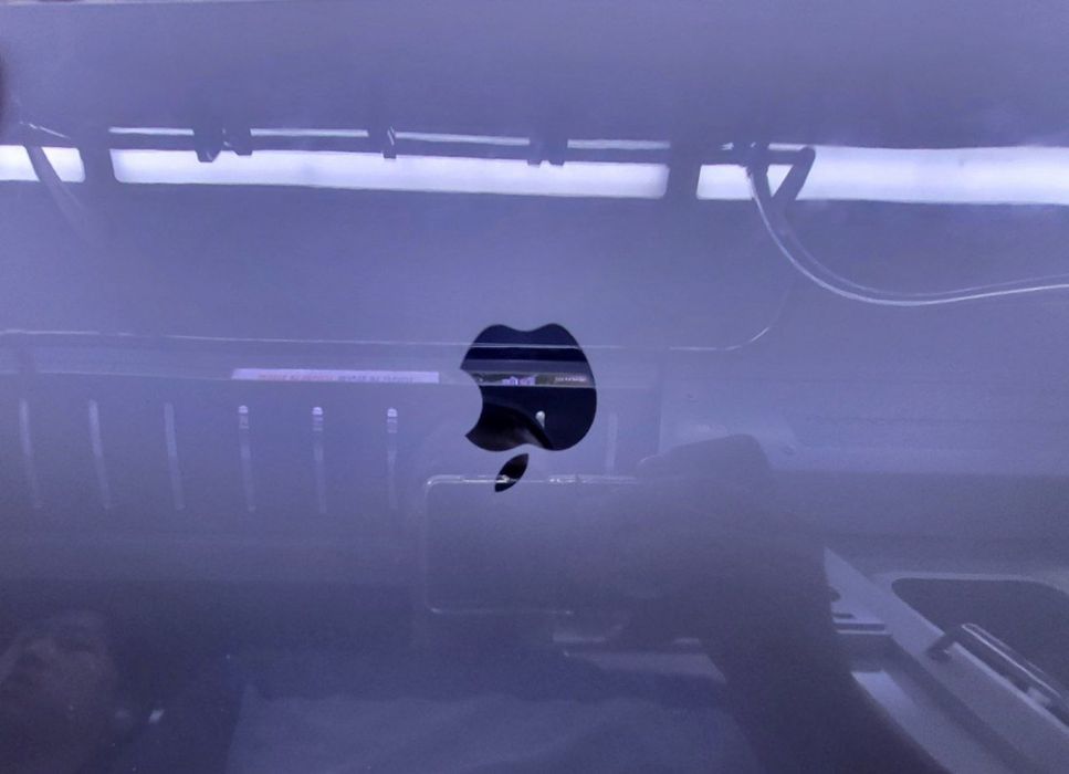 Macbook Air M2  13 dyum yangi  spacegray 8GB/512GB sotiladi