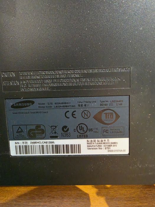 Монитор Samsung 22 диагональ VGA вход