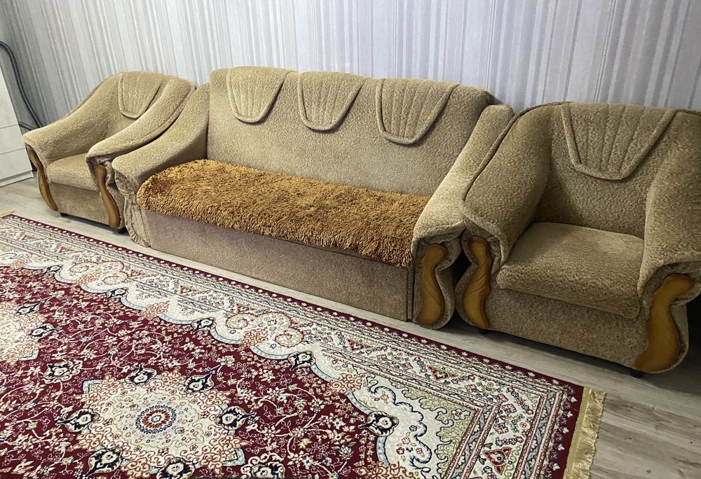 Продам диван и 2 кресла
