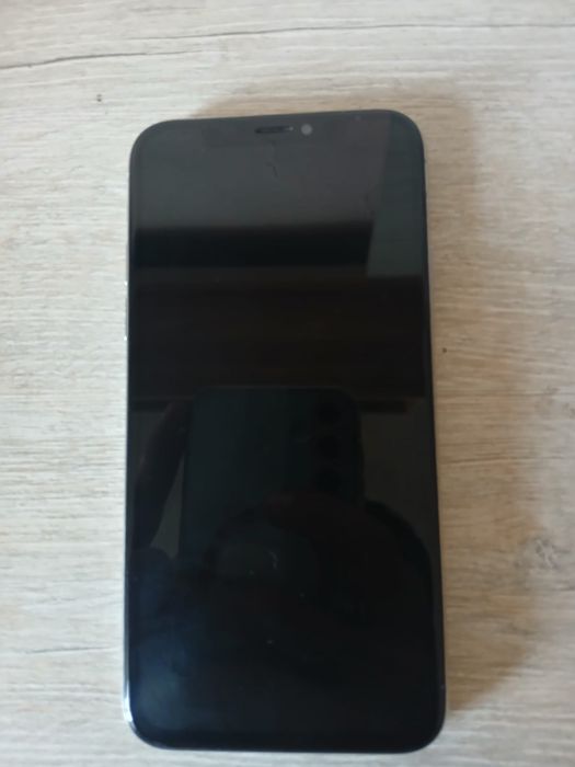 Продам iphone X