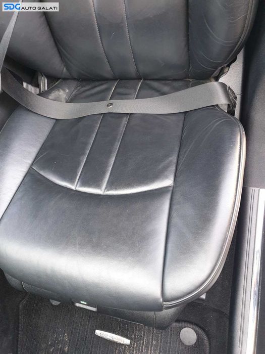 Scaun Stanga Fata Sofer Piele Neagra cu Incalzire Mercedes CLS C219 W219 Facelift 2004 - 2010 [C0199S]