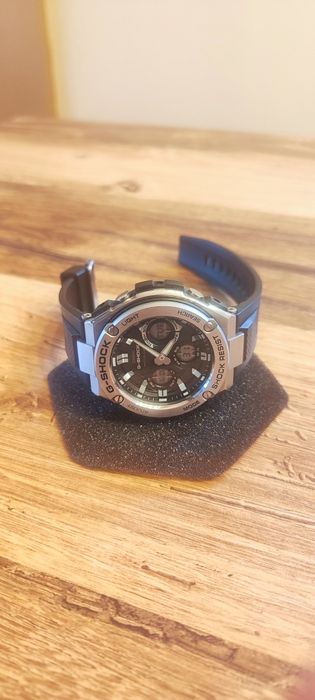 Часовник CASIO G-SHOCK G-STEEL gst-w110-1aer