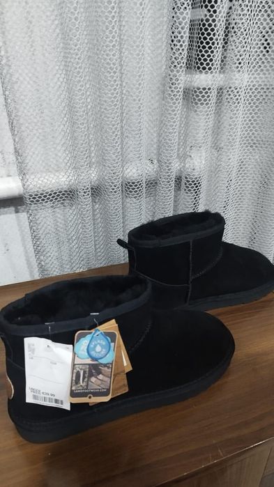 Уги женские, новые