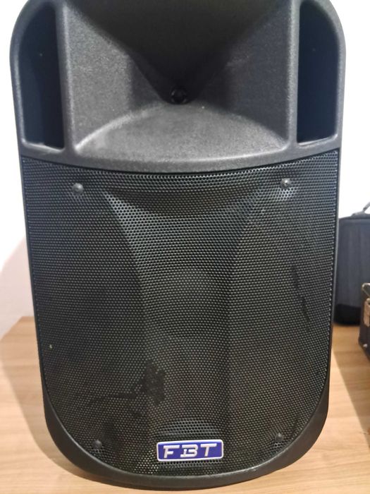 Mixer behringer PMP 500și boxă fbt în stare foarte bună
