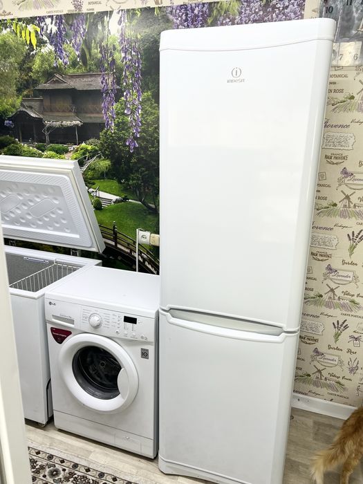 Продам Холодильник Машинку