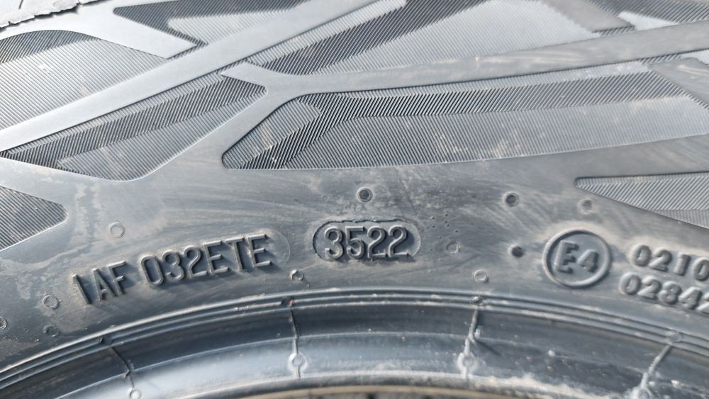 Нови летни гуми 205/60/16 Continental EcoContact 6 4 броя