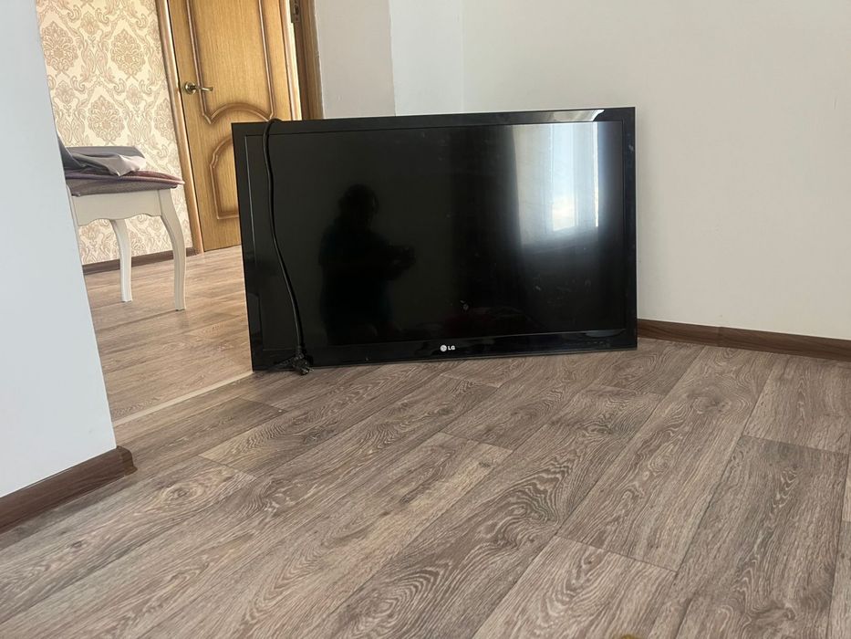 Телевизор lg отлично рабртает