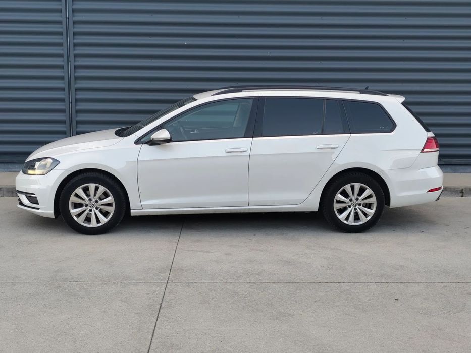 Volkswagen Golf 7.5 DSG Alb Perlat 2018 Nr roșii