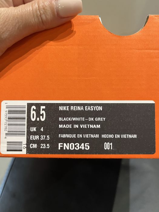 Оригинални Nike Riena Easyon номера 37,40 и 44