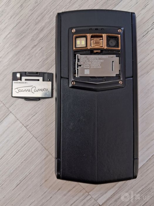 Vertu ti red gold