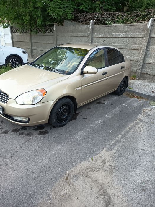 Vând Hyundai accent 3 1.5crdi