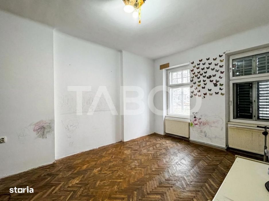 Apartament de vanzare 4 camere 2 bai 109 mp Centrul Istoric Sibiu